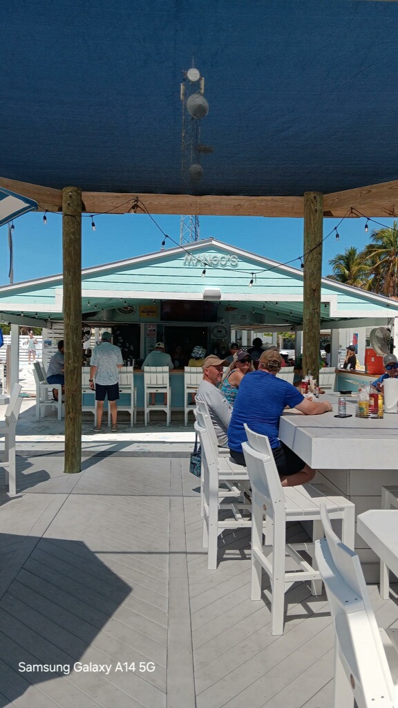 Mango's Bar and Grill